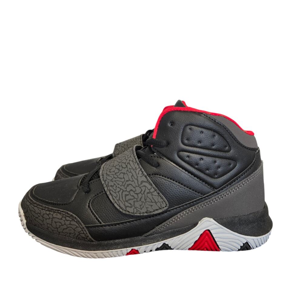 SHAQ Swoop Kids Basketball Sneakers Size 5